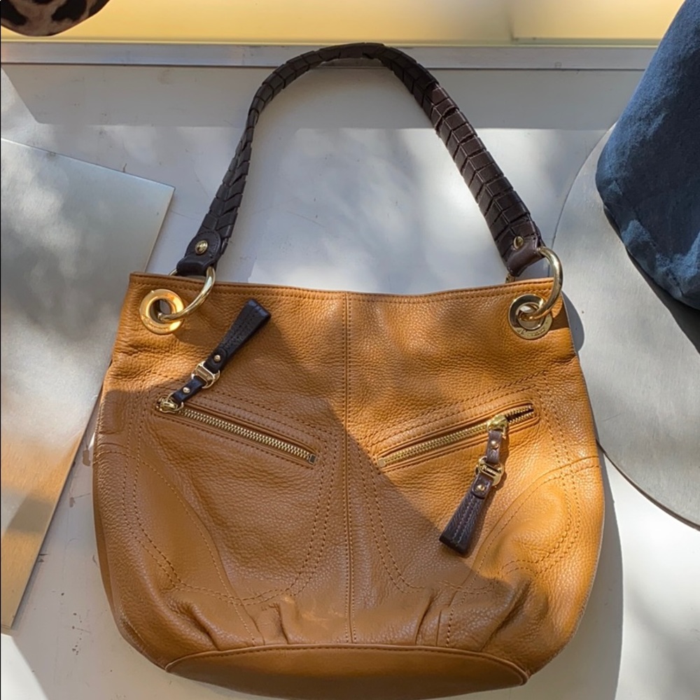 B Makowsky leather shoulder purse